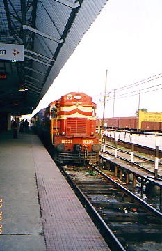 train-2.jpg